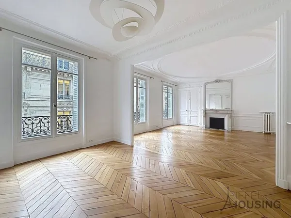 Appartement 5 pièces 146 m²