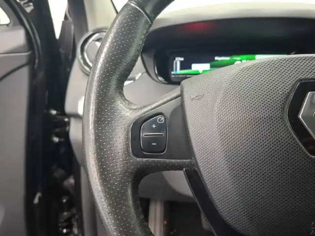 Renault Zoé zoe r90 — photo 30