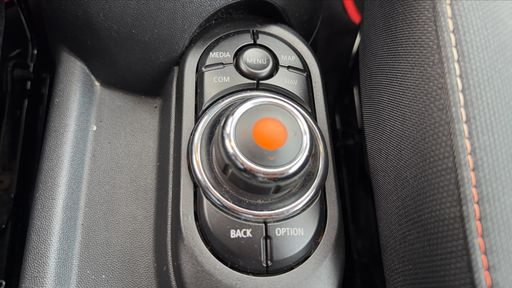 Mini Mini 1.5 One D 95 - Chili – 2019 – 110446 km – Diesel – Boîte Manuelle — photo 9