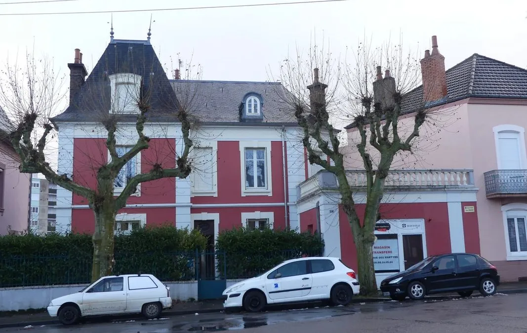 Photo 1