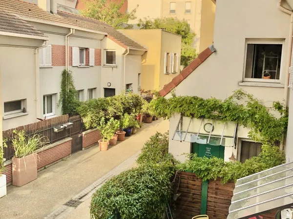 chambre meublée tout confort libre