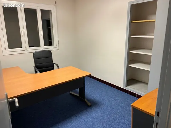 Bureau individuel 220 Toute charge incluse