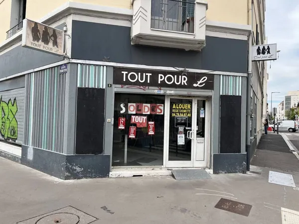 Local commercial 80 m²