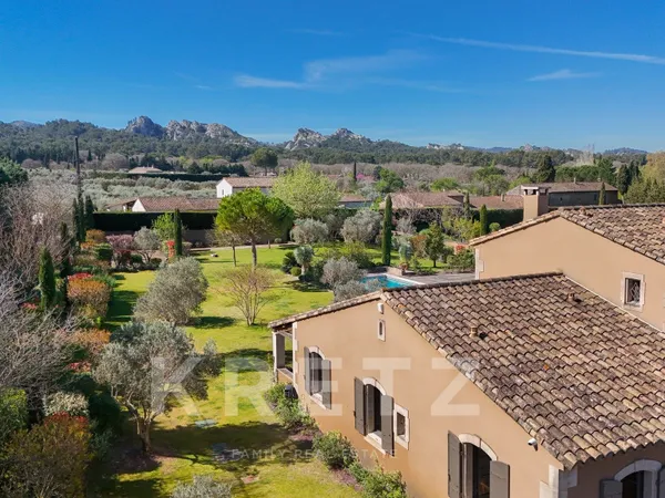 Villa contemporaine haut de gamme avec piscine - Saint-Rémy-de-Provence