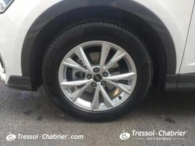 Audi Q3 sportback 35 tfsi 150 ch s tronic 7 s line — photo 15