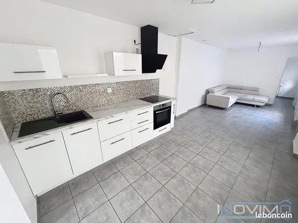 Maison 2 pièces 64 m²