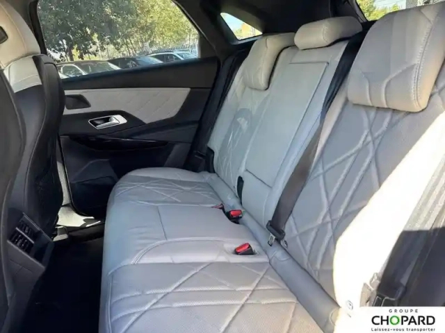 Ds Ds 7 ds7 crossback hybride e-tense 300 eat8 4x4 — photo 18