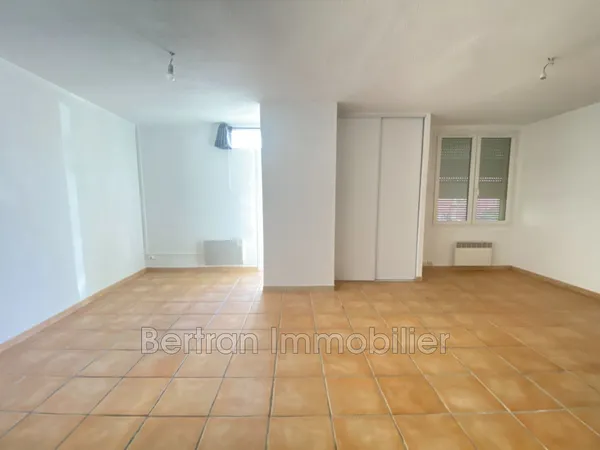 Appartement 1 pièce 31 m²