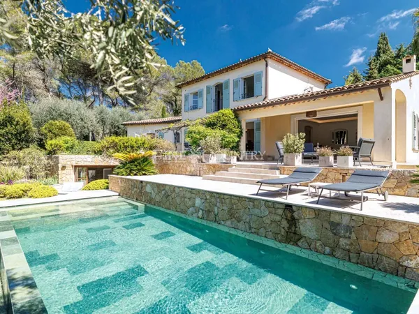 Maison 5 pièces 194 m²