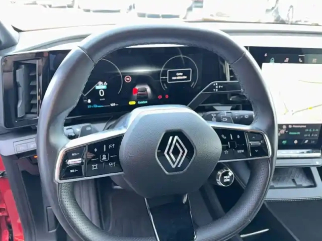 Renault Megane e-tech 220 ch autonomie confort ac7 — photo 15