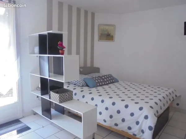 Studio meublé