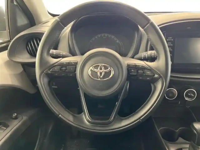 Toyota Aygo X 1.0 vvt-i 72ch dynamic s-cvt — photo 14