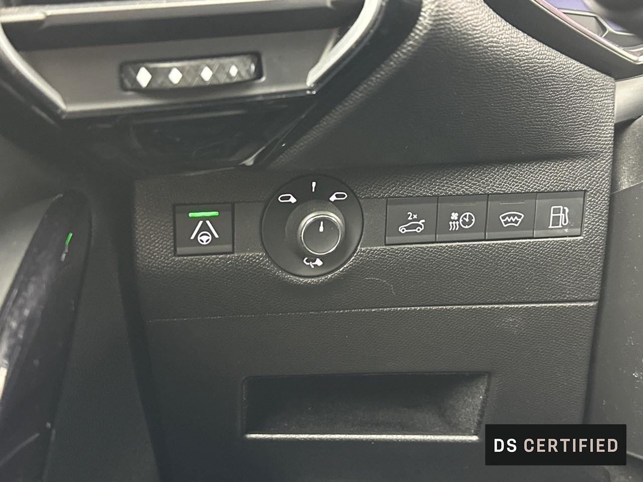 Ds Ds 7 crossback hybride rechargeable e-tense 225 eat8 opera — photo 17