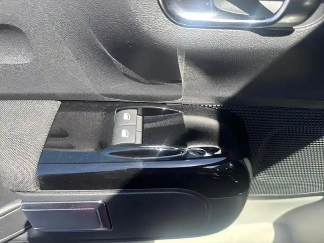 Citroën C3 puretech 110 ch eat6 max — photo 20