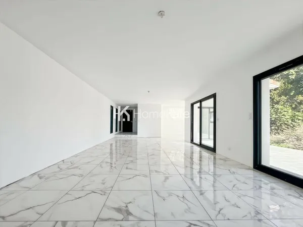 COUP DE COEUR POUR CETTE VILLA T4