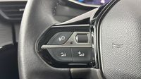 Peugeot 208 1.5 BlueHDi 100ch S&S Allure BVM6 — photo 12