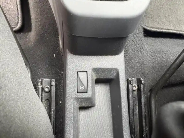 Dacia Lodgy 7 places silver line dci 110 e6 — photo 27
