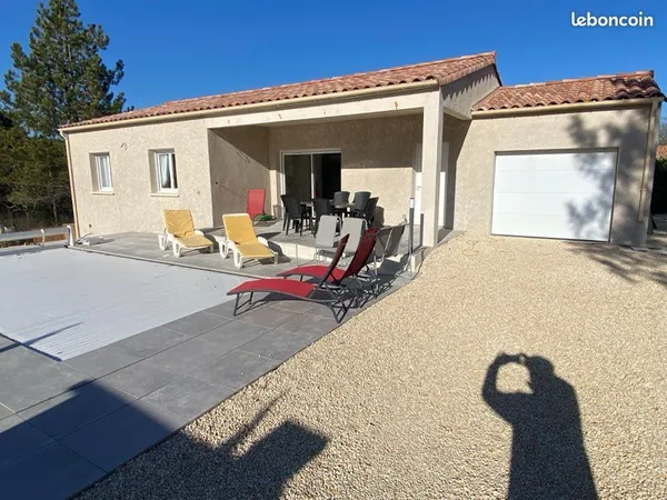Maison de plein pied avec piscine à 5 minutes de Vallont pont d'arc
