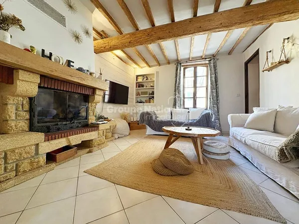 Maison 6 pièces 162 m²