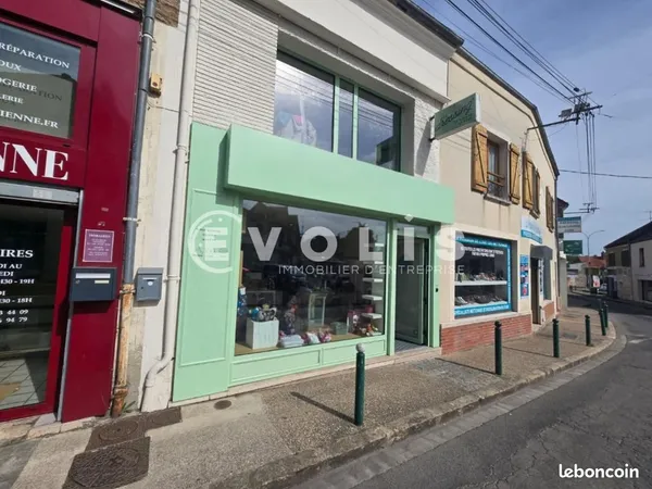 Local commercial 80 m²