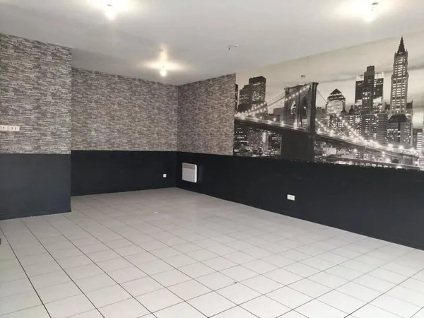 Boutique 2 pièces 85 m²