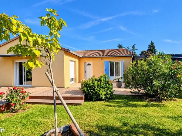 Maison de plain-pied - 6 pièces - 147 m2