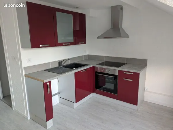 T2 refait a neuf, dernier etage sans vis-a-vis - Gare/GEM Grenoble