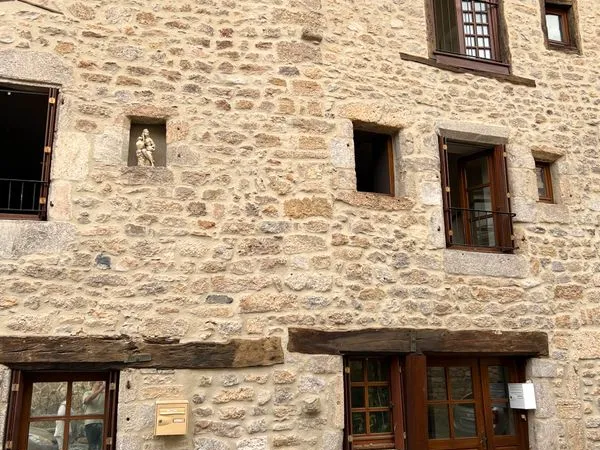 🏡 À LOUER - Appartement de 70 m² au Malzieu-Ville