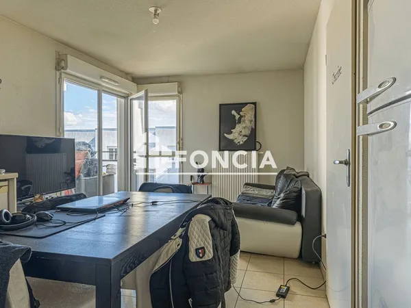 Appartement type 2 vendu LIBRE