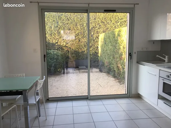 RARE Petite maison avec jardin, parking et clim