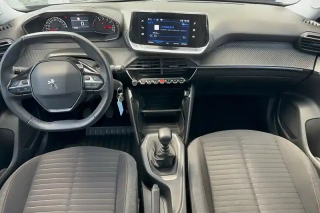 Peugeot 2008 puretech 100 s&amp;s bvm6 — photo 12