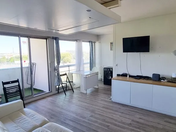 Studio 1 pièce 33 m²