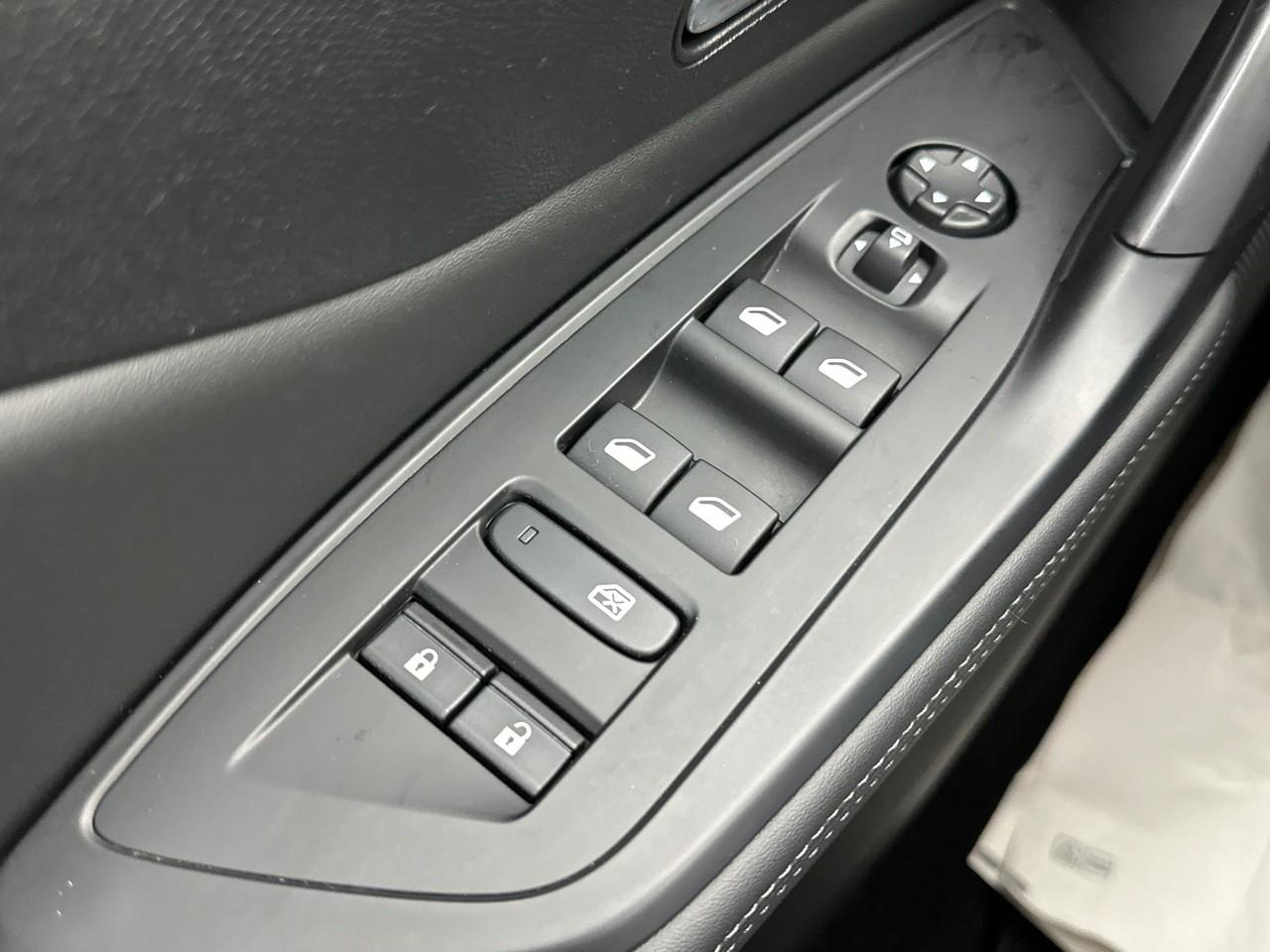 Peugeot 308 sw bluehdi 130ch s&s eat8 allure pack — photo 15