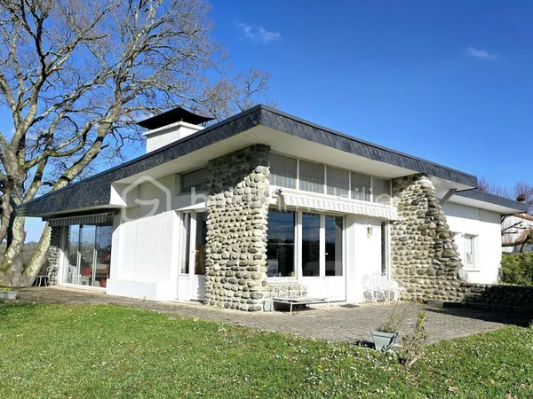 Maison de plain-pied 150 m² - Vue exceptionnelle sur les Pyrénées -Terrain divisible de 8 290 m²