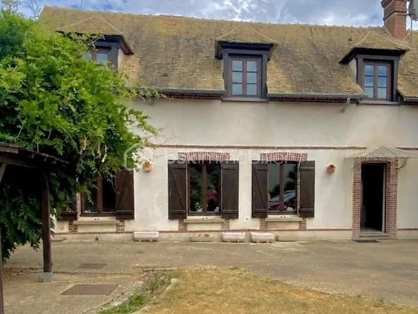 Longère 6 pièces 160 m²