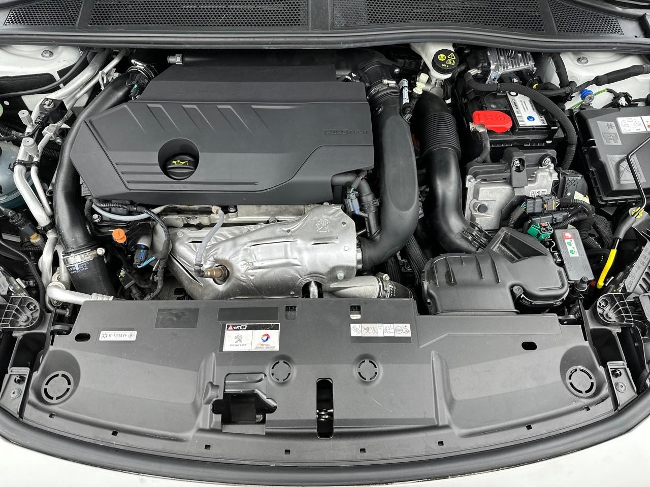 Peugeot 308 phev 180 e-eat8 allure pack — photo 13