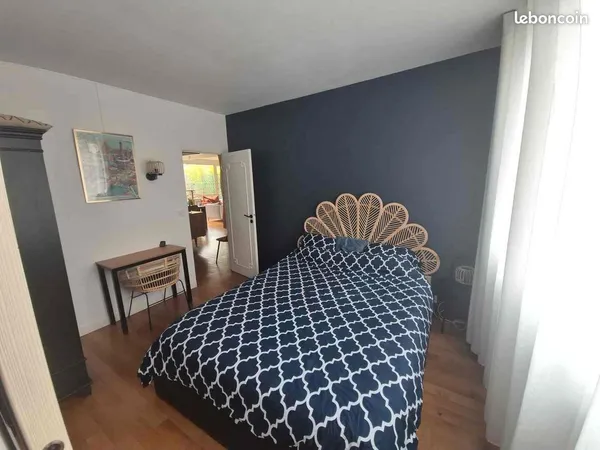 Chambre meublée avec salle d'eau privative - Terrasse - 820 CC