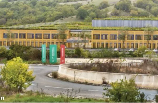 Immeuble de rapport 17 pièces 350 m²