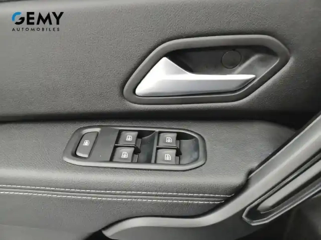 Dacia Duster eco-g 100 4x2 — photo 16