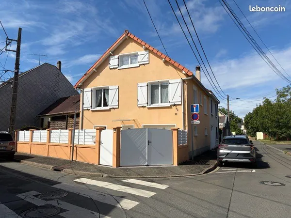 Maison 110 M2- 4 chambres - garage - jardin plein sud Proche Gare Sud