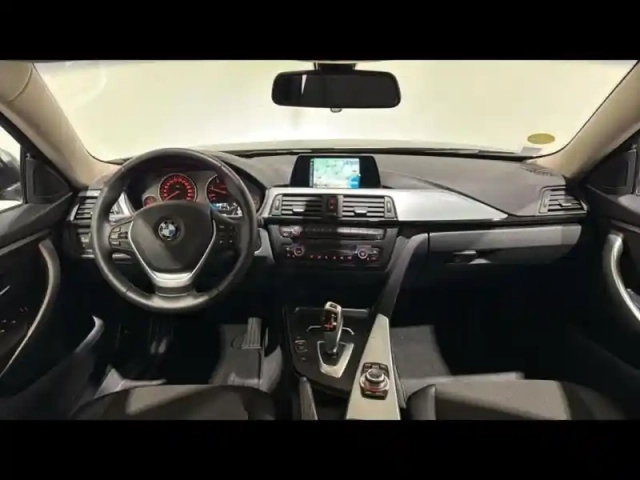 Bmw Serie 4 série 4 gran coupé 420da 190ch lounge — photo 8
