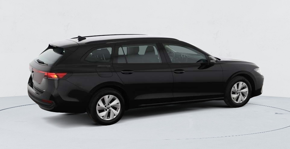 Volkswagen Passat — photo 8