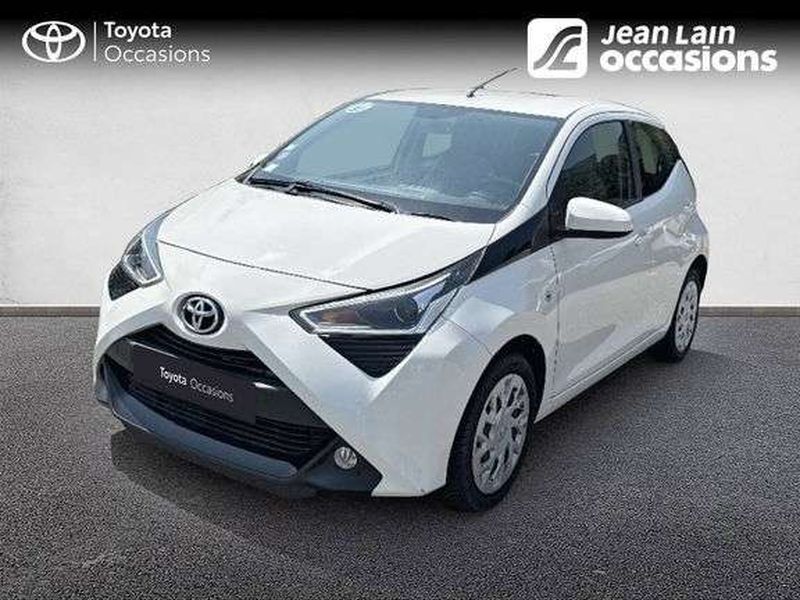 Toyota AYGO Toyota Aygo x-play — photo 1