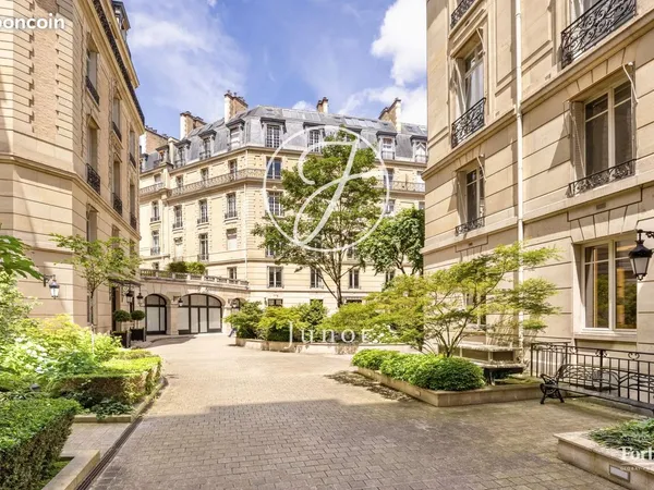Appartement 4 pièces 170 m²
