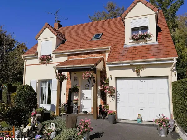 Maison 8 pièces 100 m²