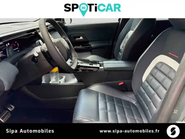 Citroën C5 Aircross hybride 145 ch e-dcs6 — photo 9