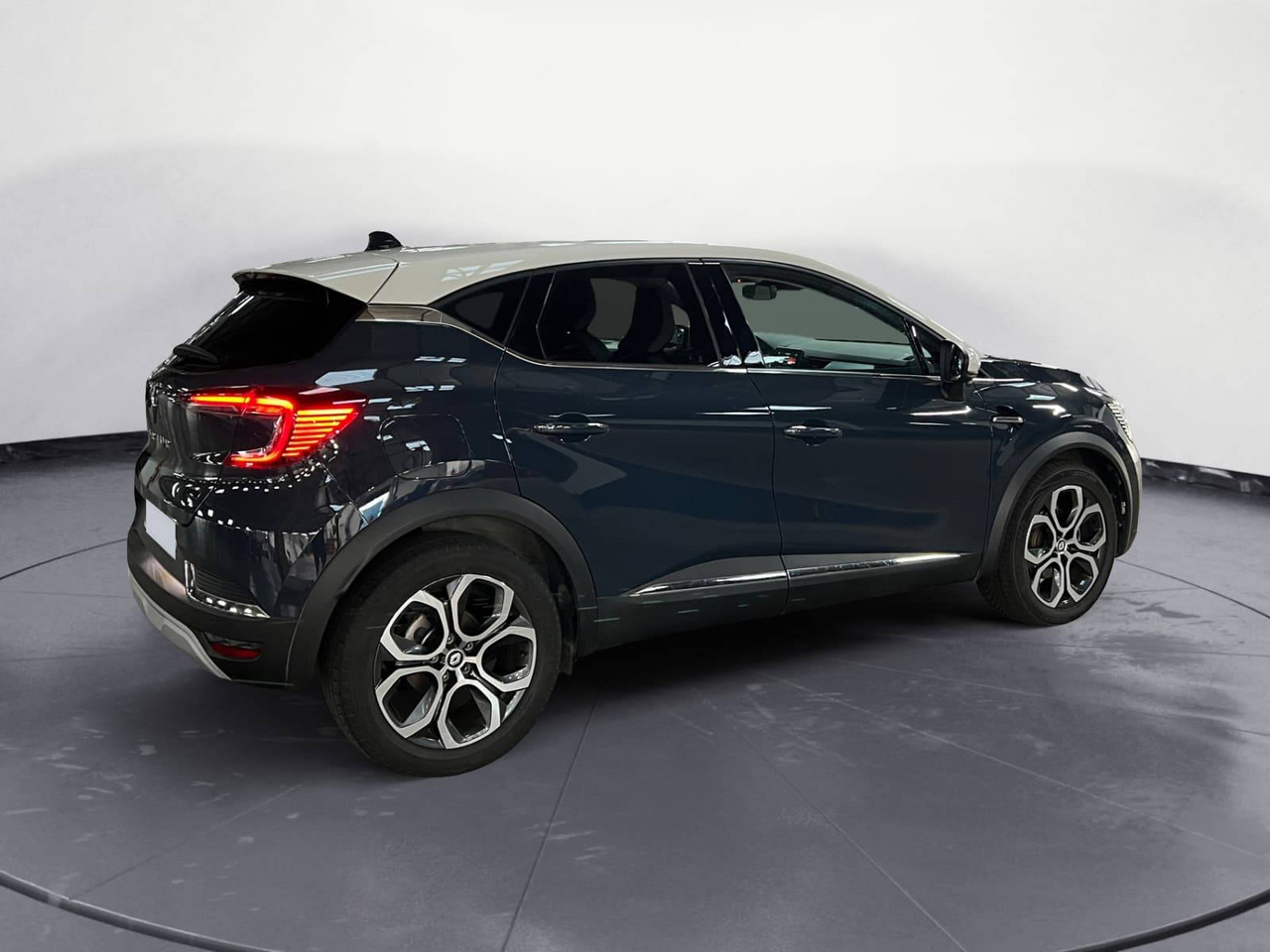 Renault Captur E-Tech full hybrid 145 — photo 5