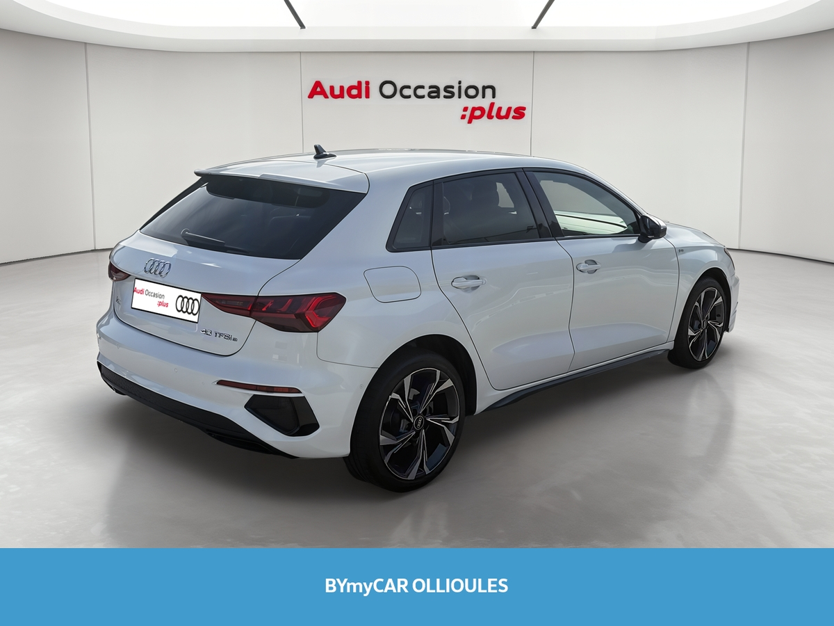 Audi A3 Sportback 40 TFSIe 204 S tronic 6 — photo 5
