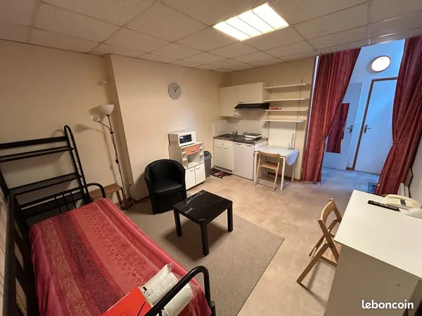 Studio meublé calme en centre ville