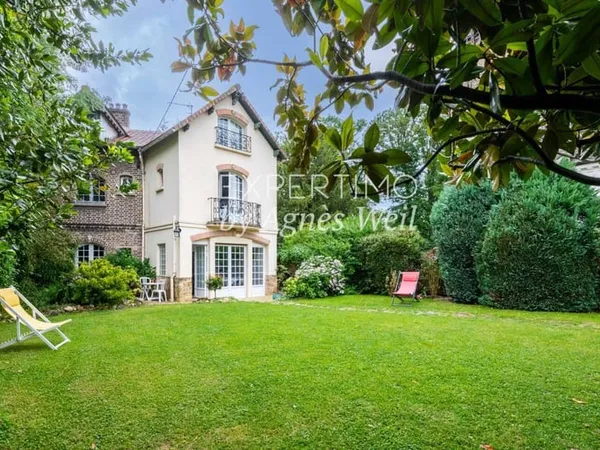 Maison 8 pièces 116 m²